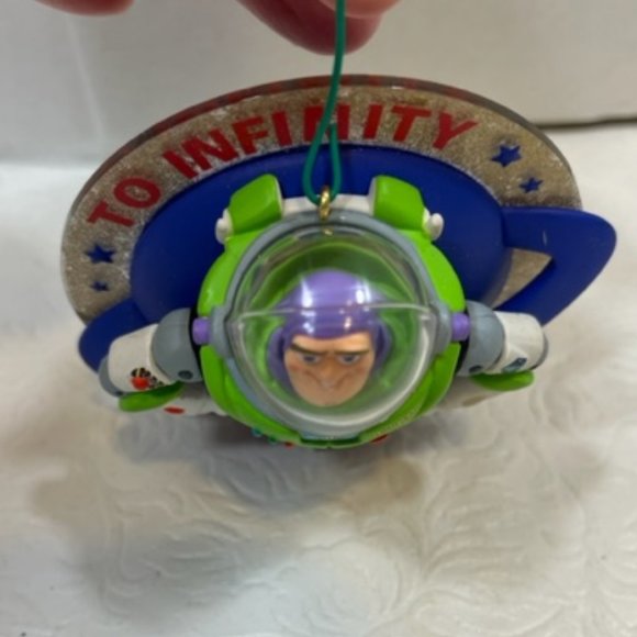 Buzz Lightyear Toy Story Hallmark Keepsake Ornament 2000 Disney/Pixar 3.5" - Picture 4 of 8